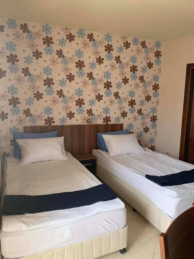 Семеен Хотел Брилянс - Family Hotel Brilliance 瓦爾納 外观 照片
